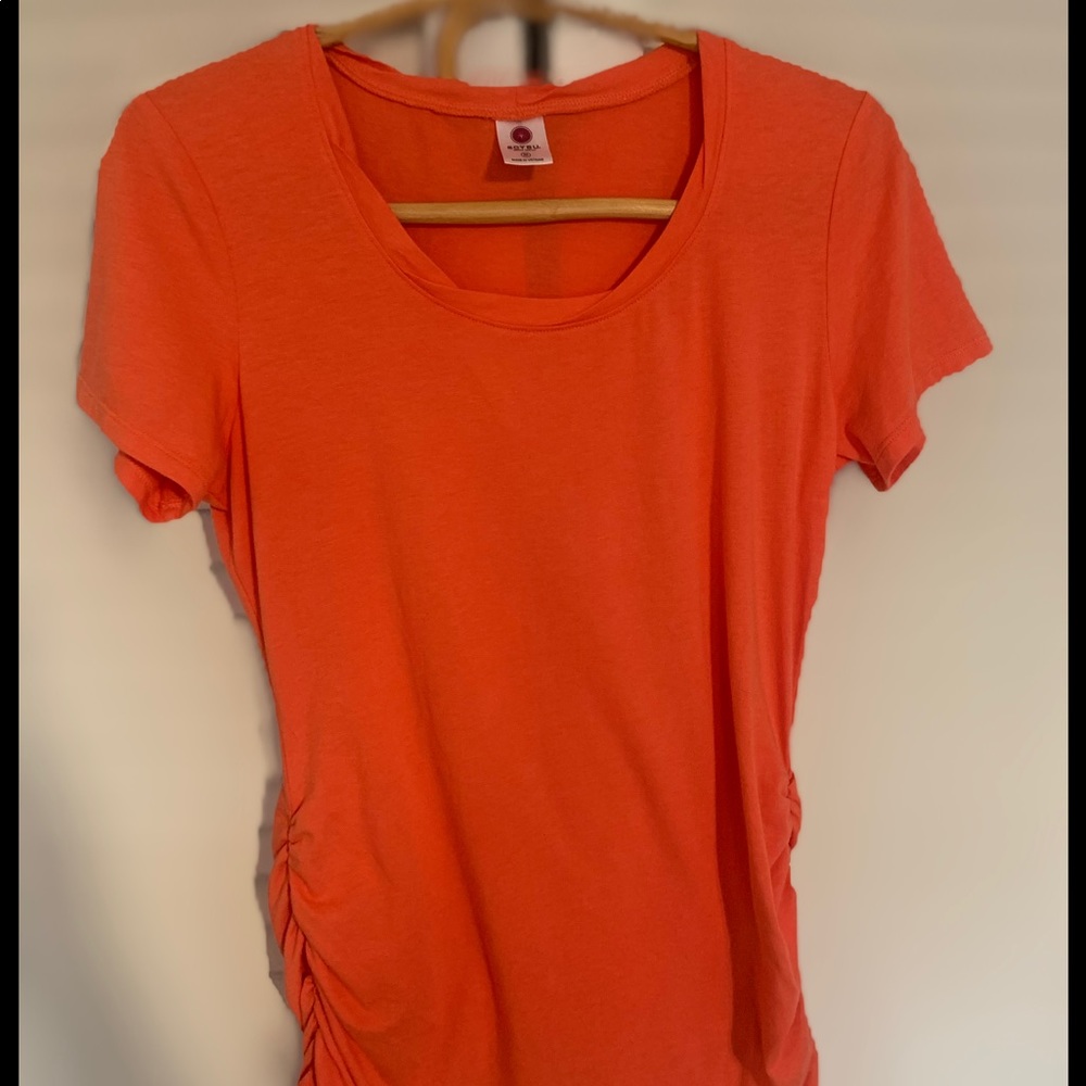 NWOT ruched side workout tee